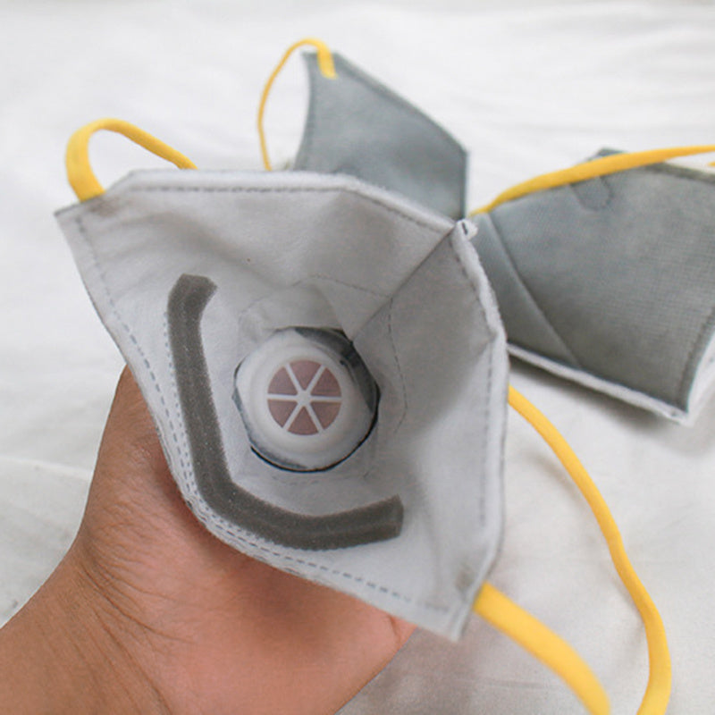 Masque anti-brouillard pour chien Masque anti-poussière pour chien Masque en coton doux pour la bouche Masque respiratoire pour animaux de compagnie Filtre PM2.5 Produits pour animaux de compagnie